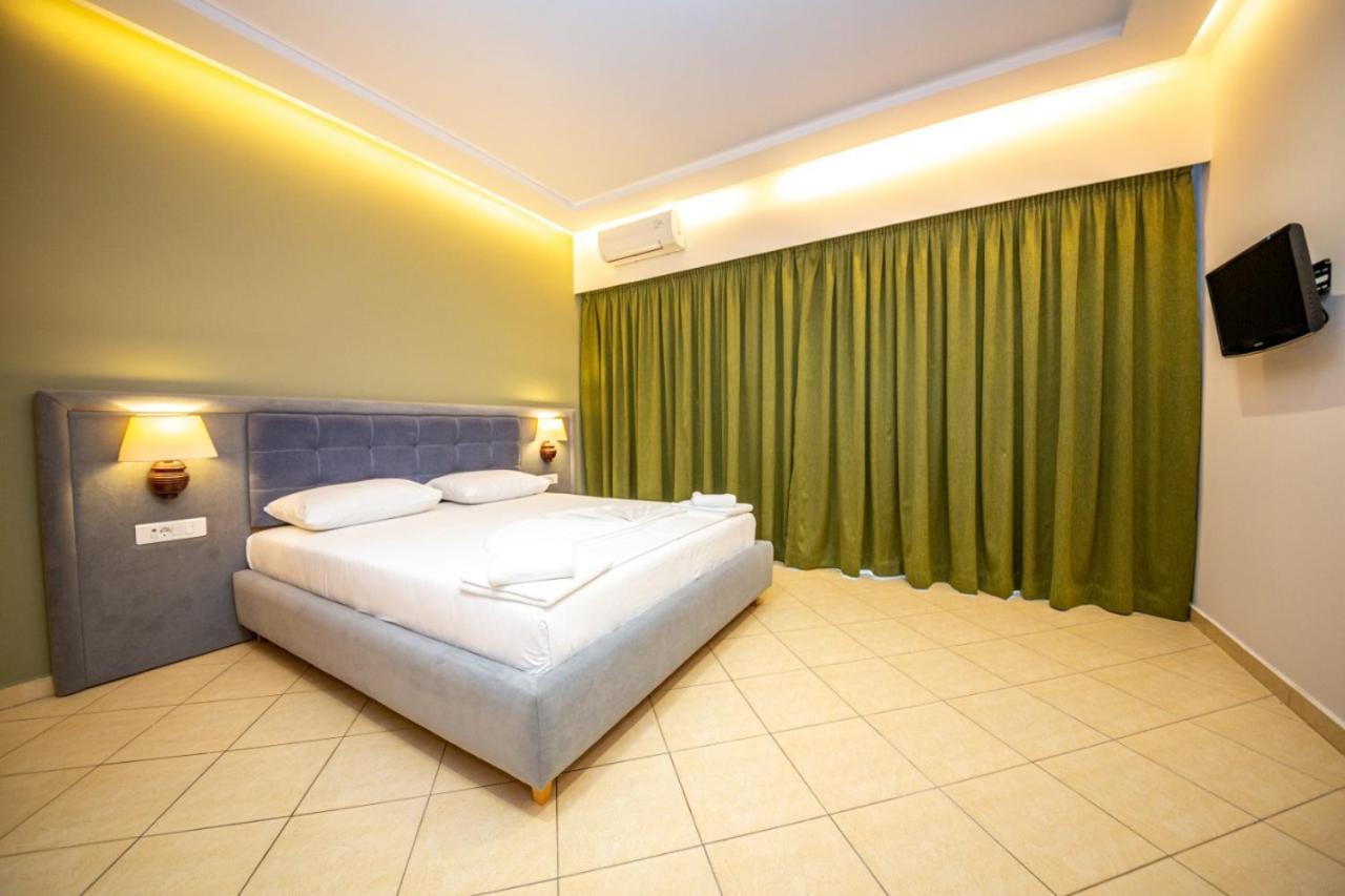 Hotel Vista Mare Ksamil Esterno foto
